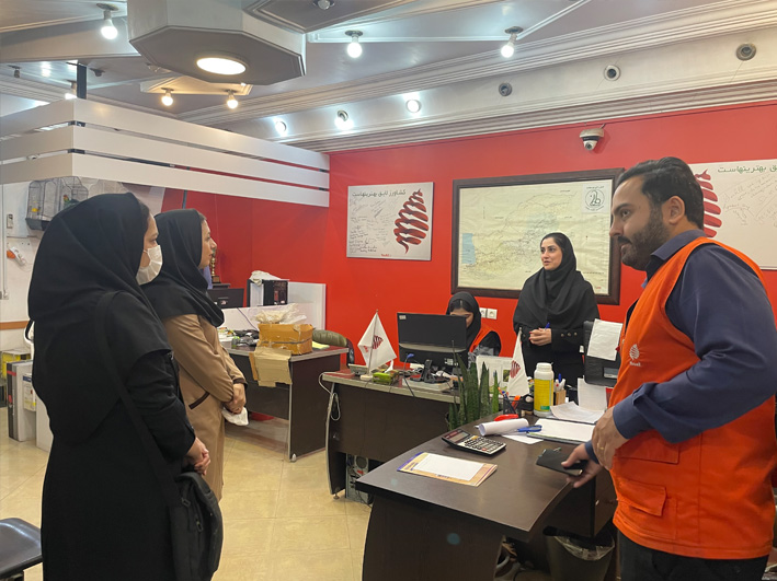 بازدید از کلینیک گیاهپزشکی پیشگامان کشت پایدار